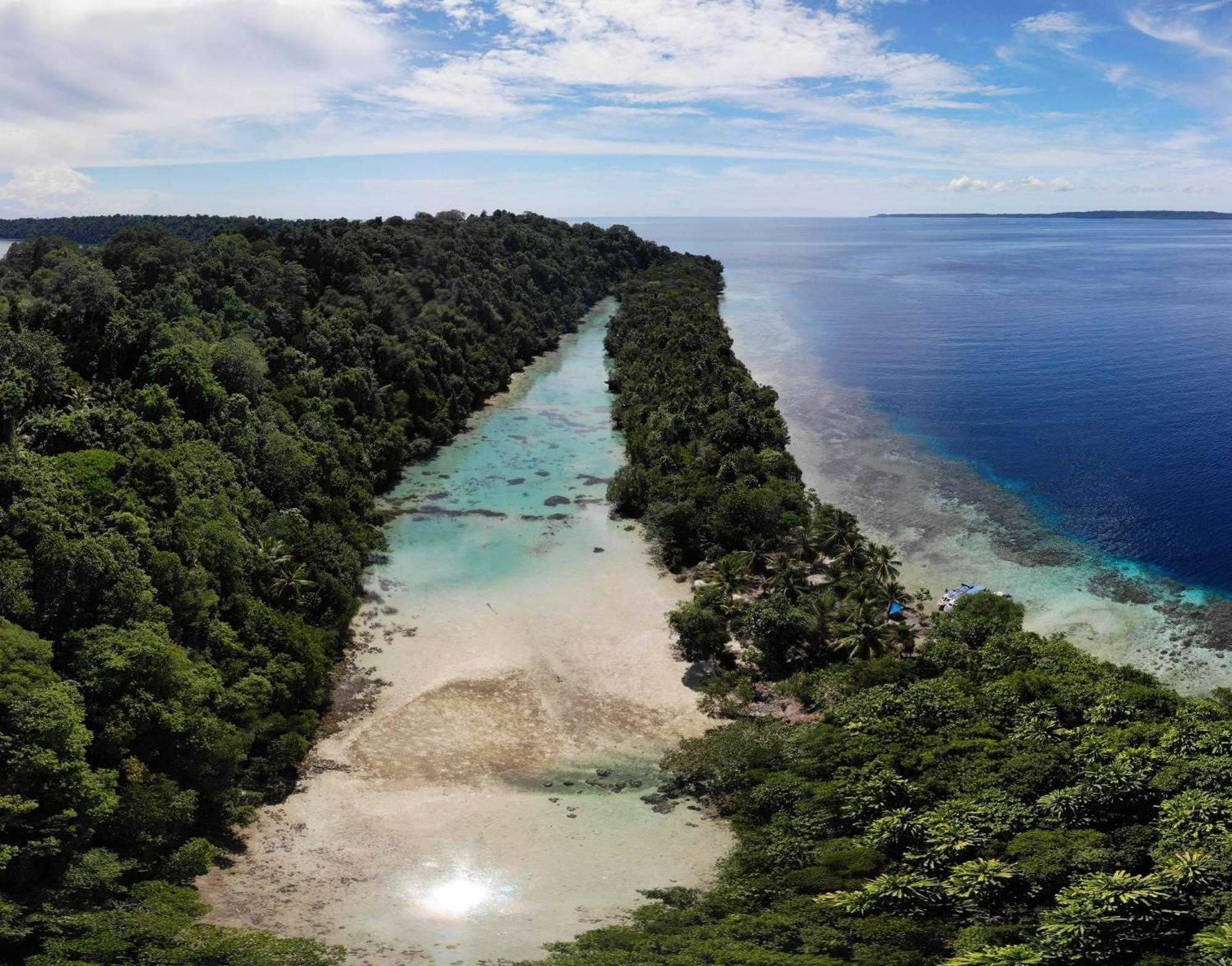 Nunukan Island Resort Maratua Island Exterior foto