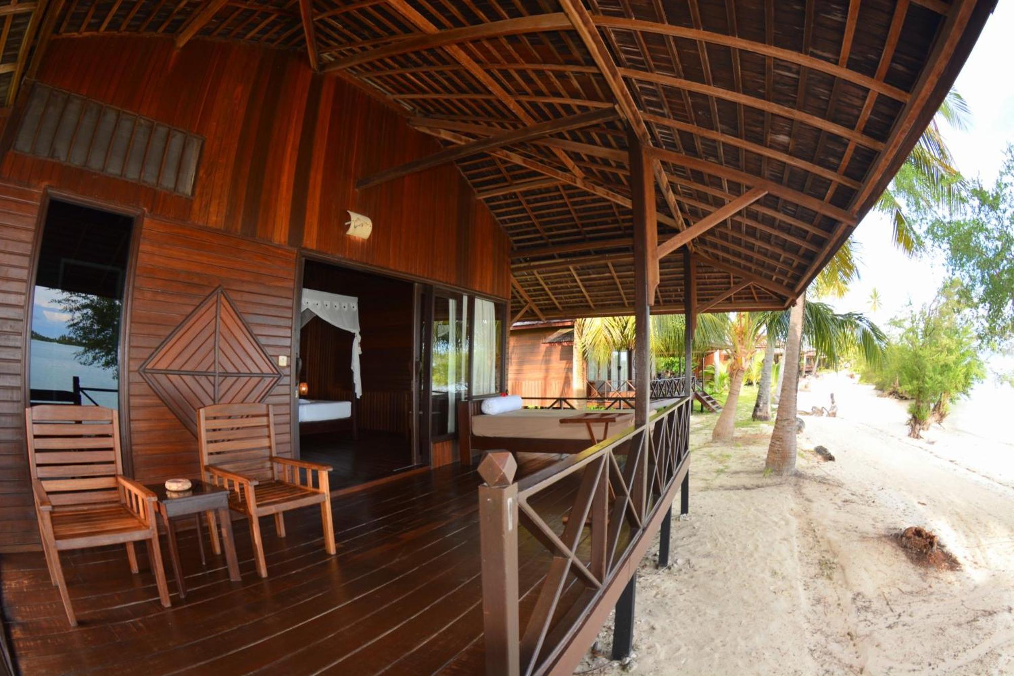 Nunukan Island Resort Maratua Island Exterior foto