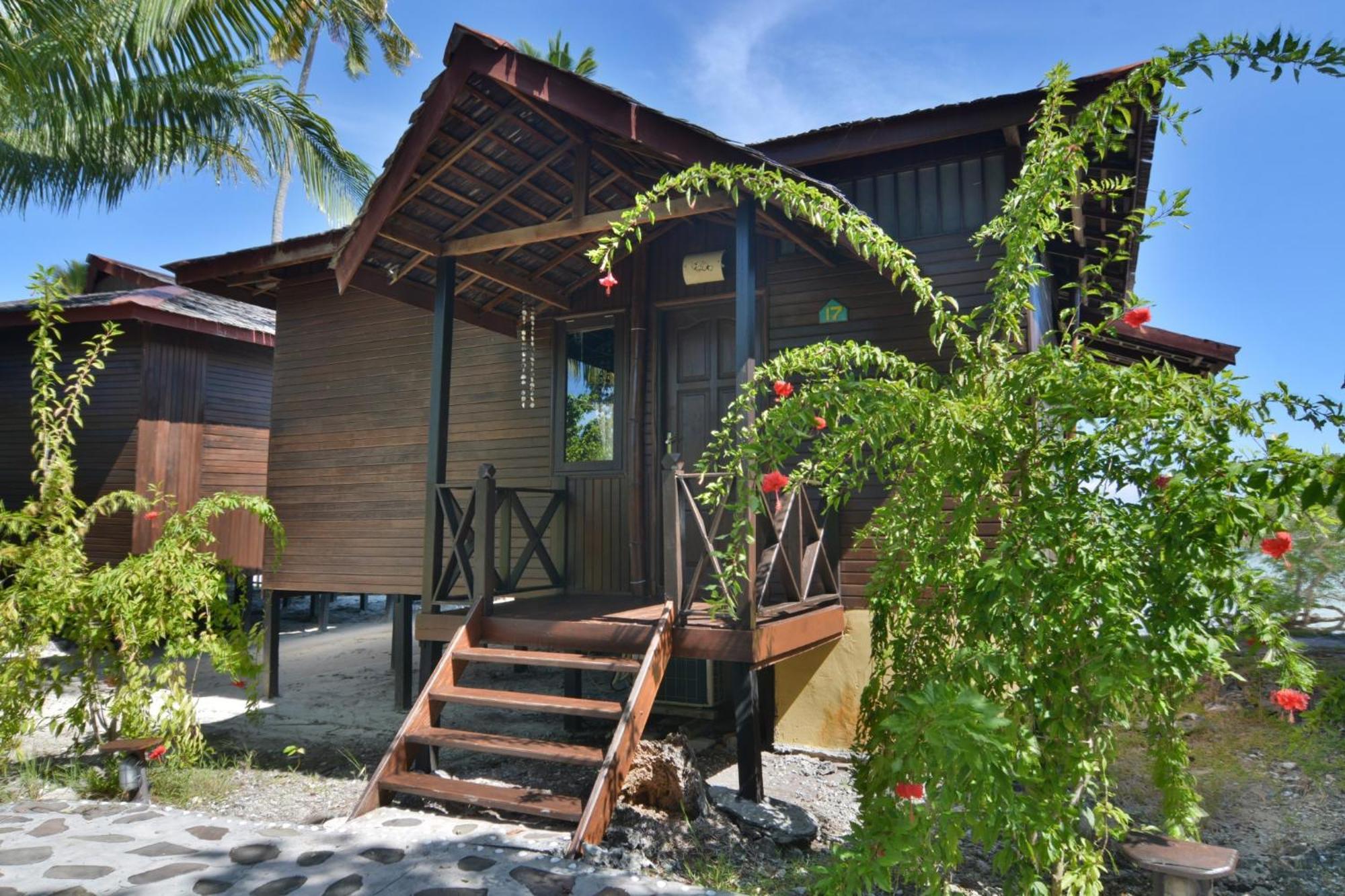 Nunukan Island Resort Maratua Island Exterior foto
